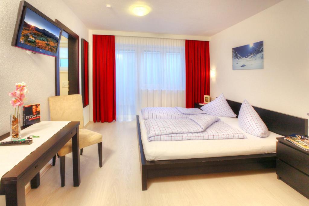 Haus Pia Apartment Solden Phòng bức ảnh